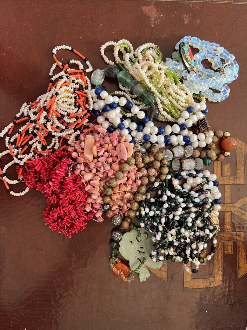 Null Lot de colliers et bracelets perles et pierres fines
