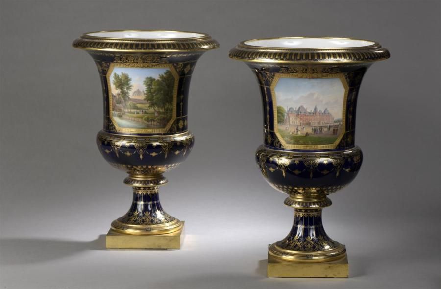 Null Sèvres
Paire de vases Médicis de la troisième grandeur, époque Louis Philip&hellip;