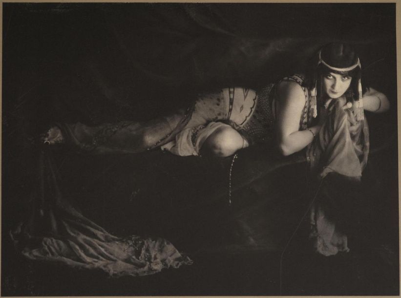 Null Otto Wegener
Ida Rubinstein en Cléopâtre
Paris, 1909
Grande épreuve agentiq&hellip;