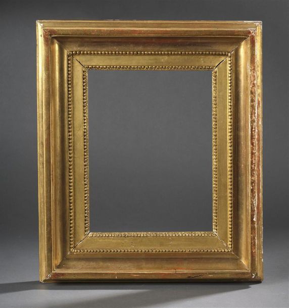 Null Cadre en bois sculpté et doré, estampillé Infroit & JME d'époque Louis XVI
&hellip;