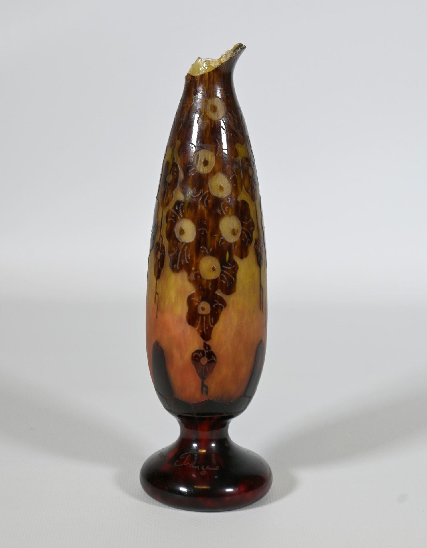 Null Le Verre Français, vers 1930, vase "balustre" à col allongé en verre multic&hellip;