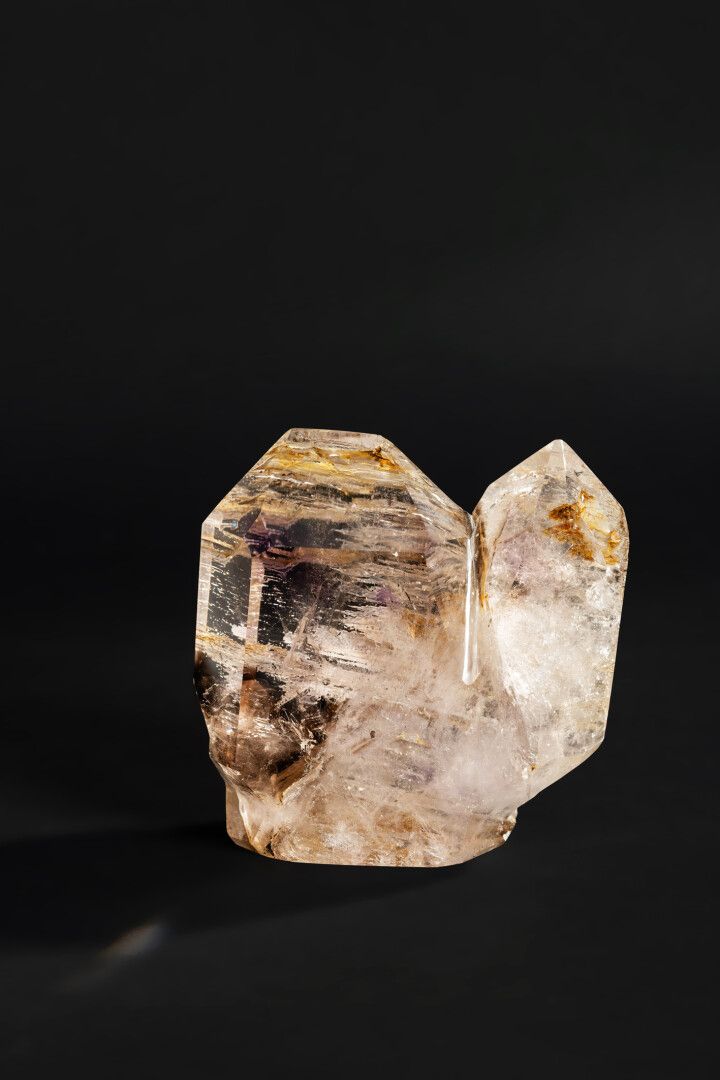 Null Quartz crystals called "sea bottom".

Height 17cm - Width 16cm