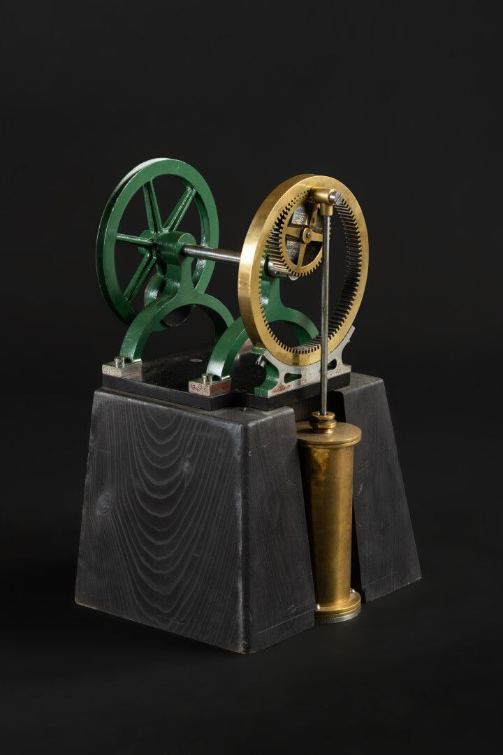 Null 在巴黎签署了Froment（Paul Gustave Froment，1815-1865）的蒸汽机。

下曲轴机构，由两个齿轮和一个擒纵机构组成，可以&hellip;