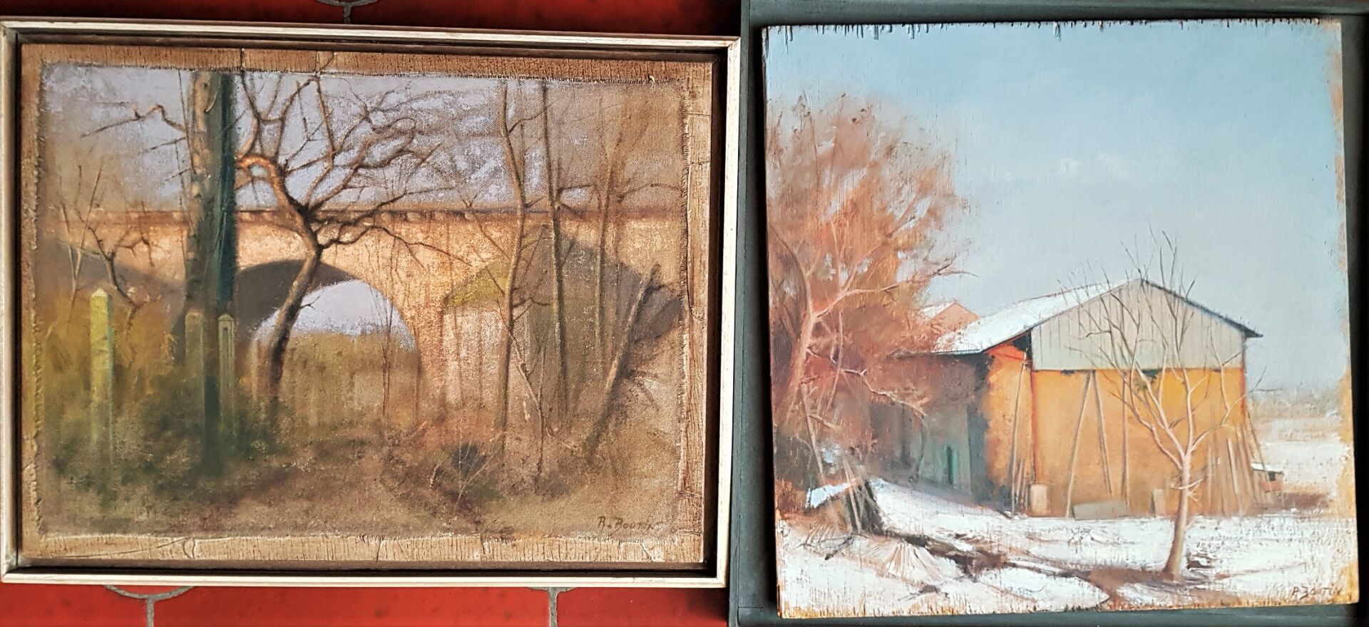 Null R.BOUTIN (20世纪)
雪下的谷仓。
裱在画板上的油画，右下方有签名。

桥。
镶嵌在面板上的帆布，右下角有签名
28,5 x 28,5厘米和&hellip;