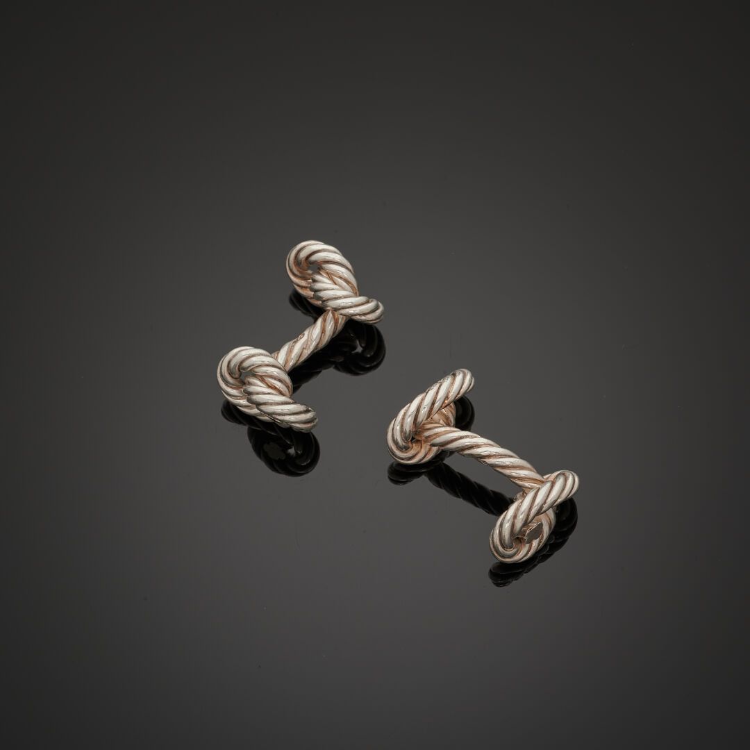 Null GEORGES LENFANT
Pair of cufflinks in 1er titre 950‰ silver, with knotted ro&hellip;