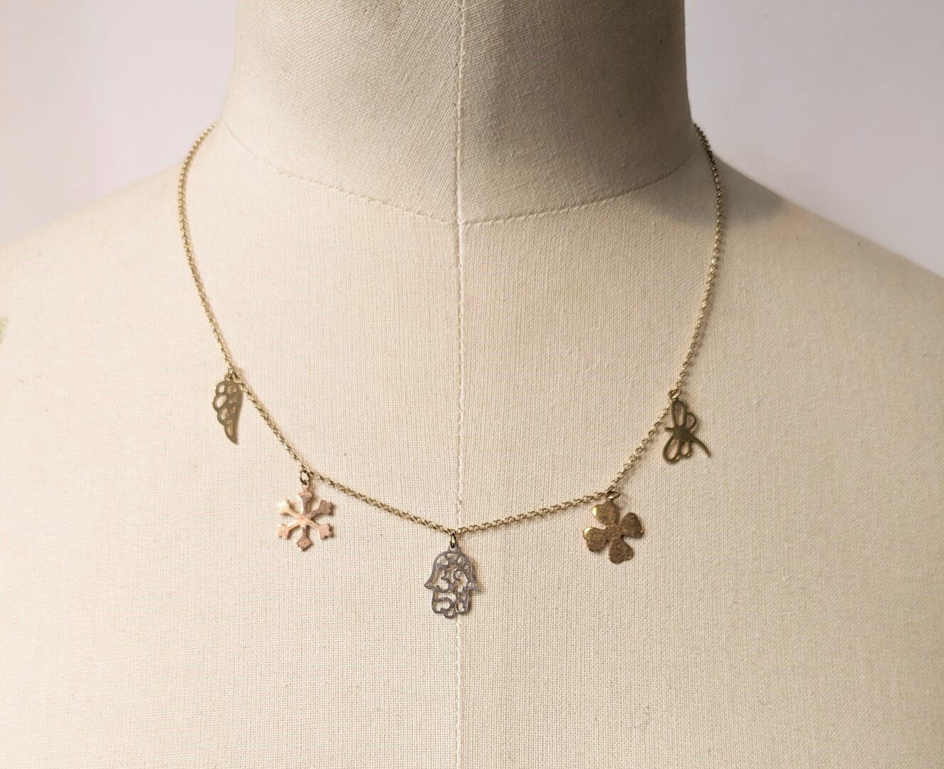 Null Halskette aus mehrfarbigem Gold 14K 585‰, bestehend aus Charms an einer Jas&hellip;