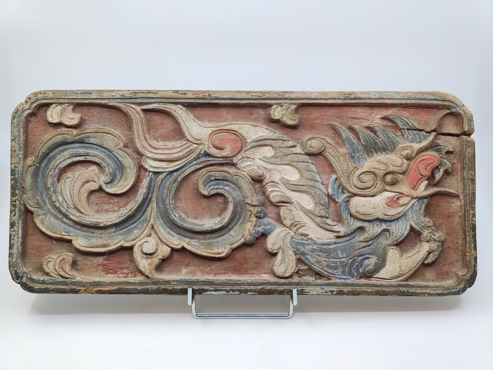 Null 
PANNEAU chinois en bois sculpté d'un dragon stylisé polychrome




Travail&hellip;