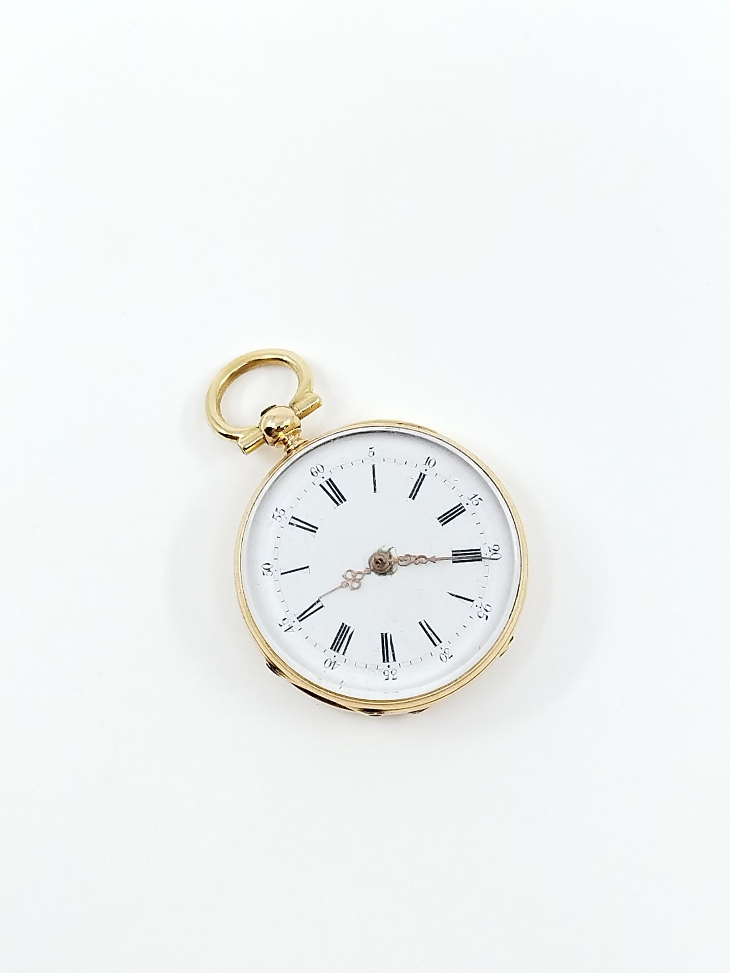 Null Reloj de cuello de oro amarillo de 750°, con el fondo esmaltado

Peso bruto&hellip;