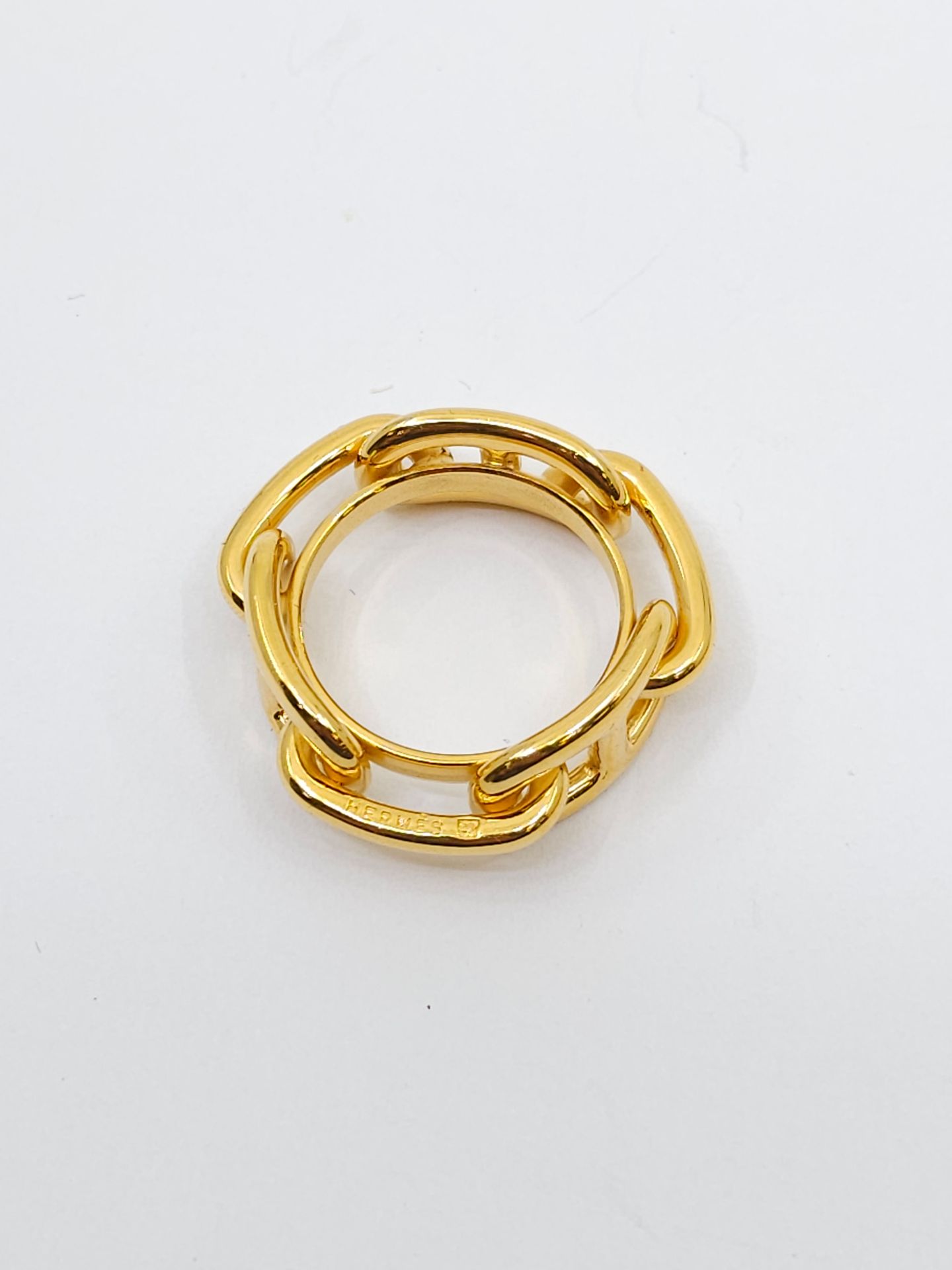 Null HERMES 
Golden metal scarf ring