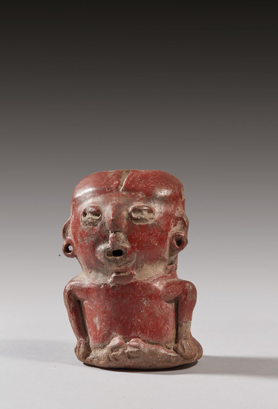 Null Sitzende Figur

Brauner Ton mit rotem Schlicker

Chupicuaro-Kultur, Mexiko
&hellip;