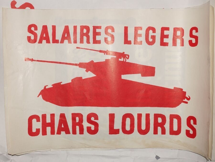 Null Affiche à décor d'un char, portant le slogan " Salaires legers chars lourds&hellip;