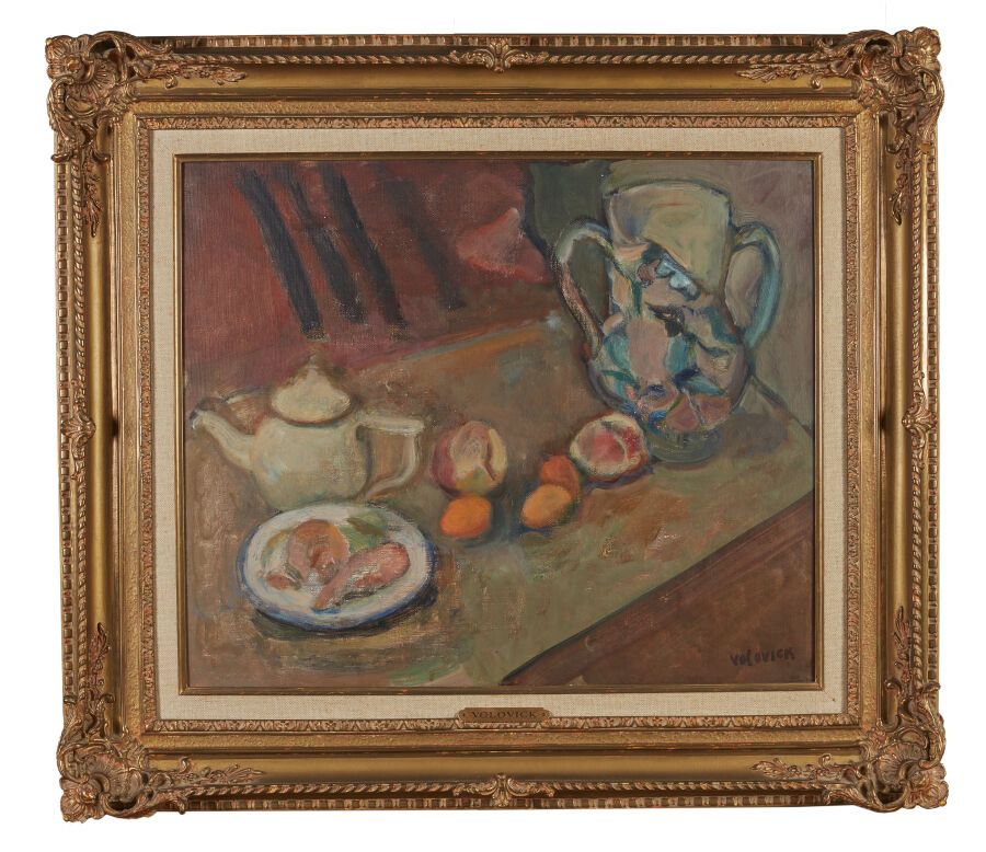 Null 拉扎尔-沃洛维克(1902-1977)
茶壶、花瓶和水果的静物画
布面油画，右下方有签名
高度：46厘米46厘米；宽度：55厘米