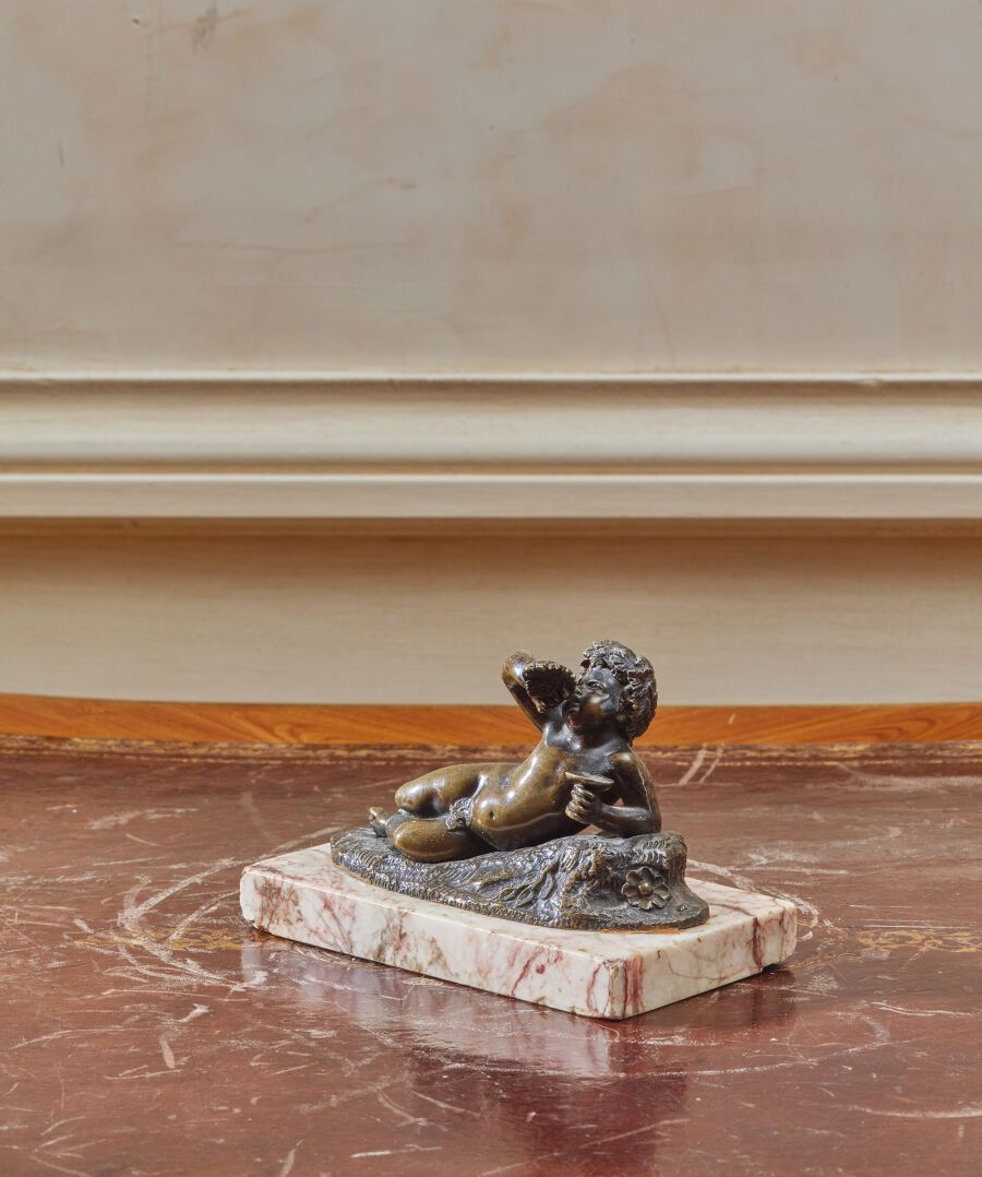 Null Dans le goût de l'antique - XIXe siècle
Bacchus enfant
Bronze à patine brun&hellip;