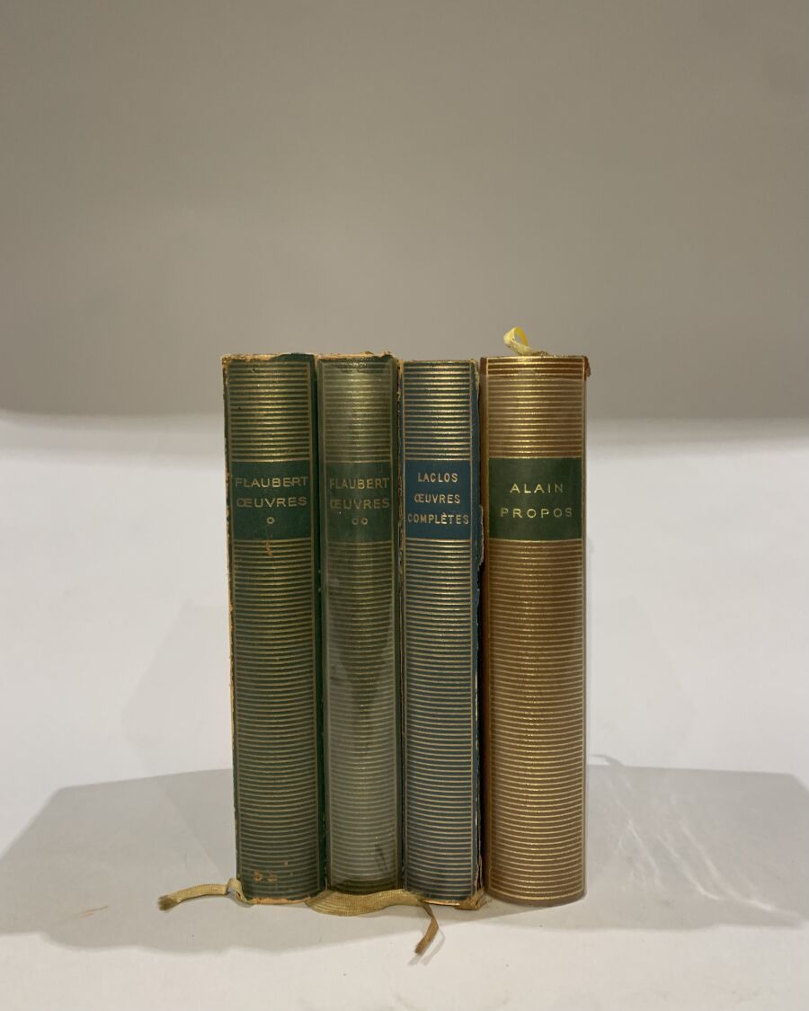 Null Ensemble de quatre livres La Pléiade comprenant : 
- Gustave FLAUBERT, OEuv&hellip;