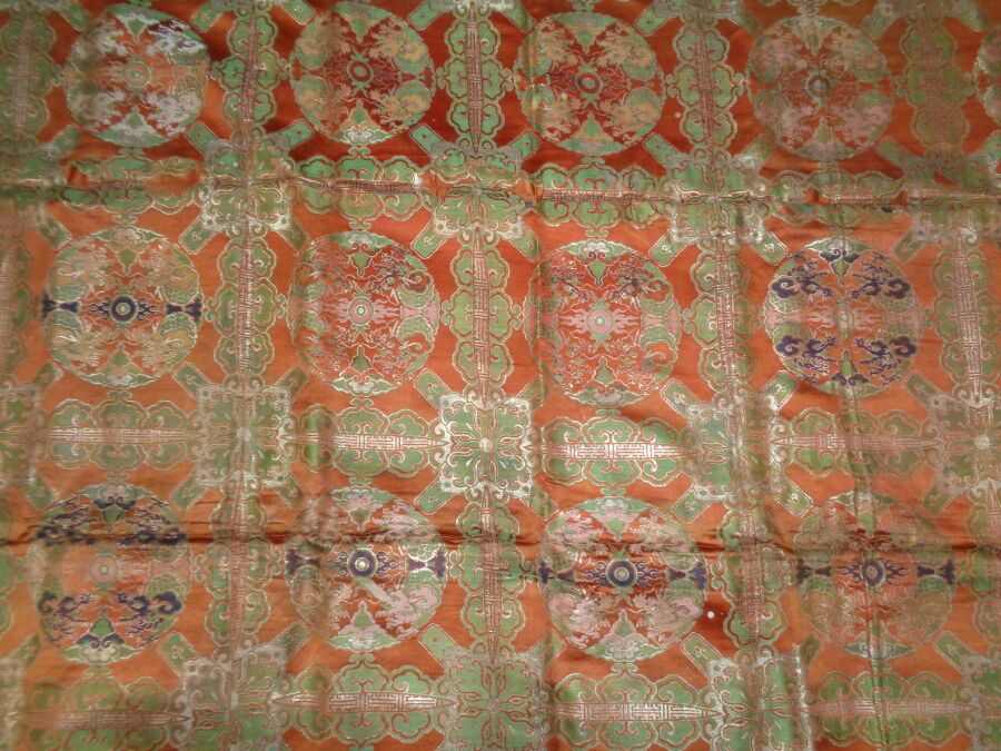 Null Brocade, Japan, circa 1800
Tangerine satin background, blue, green and silv&hellip;