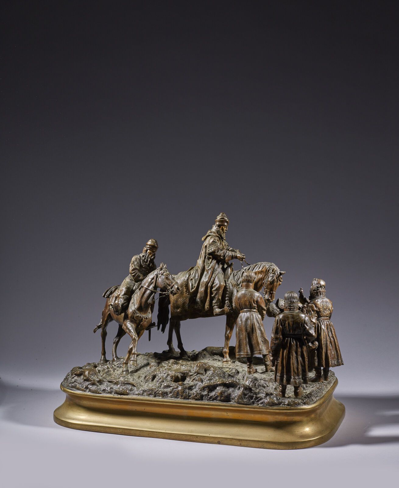 Null 瓦西里-雅科夫列维奇-格拉切夫（1831-1905 年）（需交押金--本拍品无现场竞价）
沙皇和猎鹰
模型制作于 1877 年 
青铜，带棕色铜锈 
&hellip;