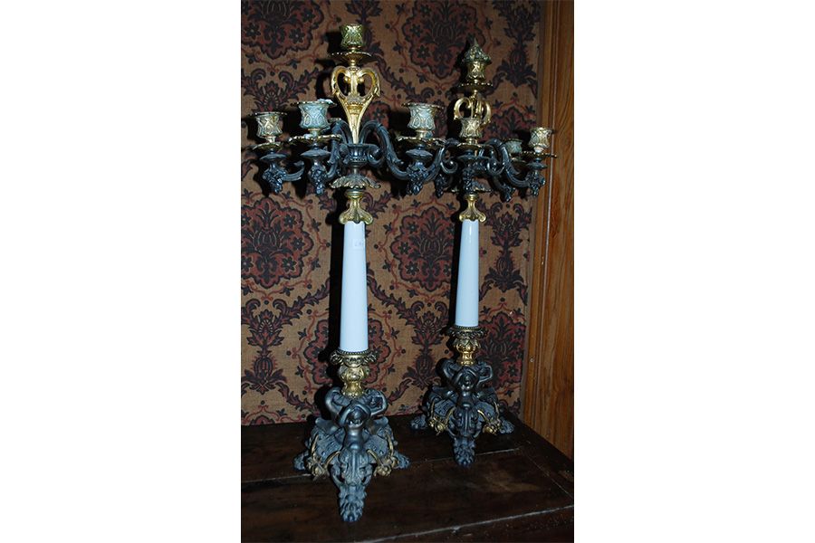 Null Pair of silver and gilt bronze candelabras with five lights on a base decor&hellip;