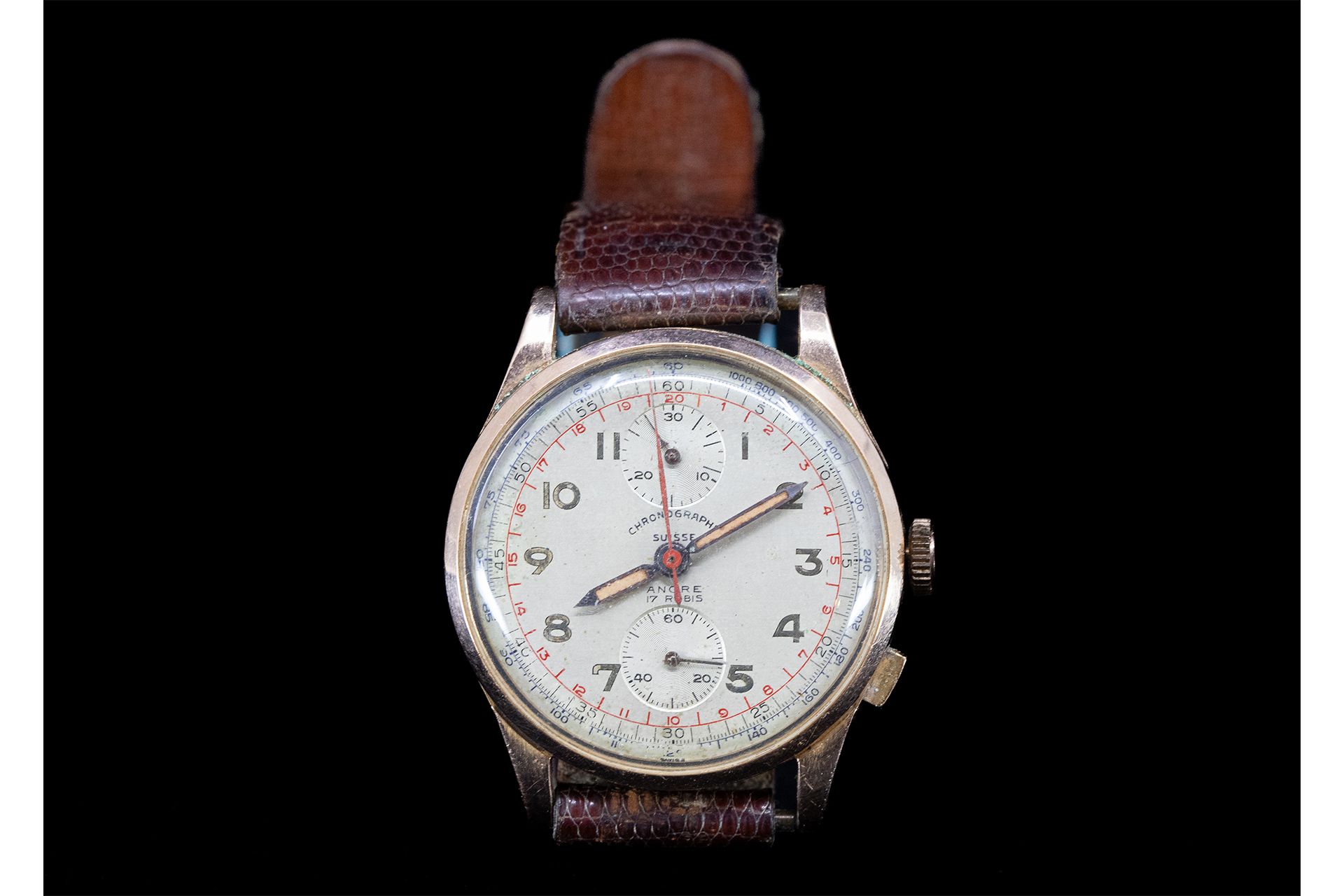Null Chronographe Suisse Ancre 17 rubis, montre bracelet d'homme, boitier en or &hellip;
