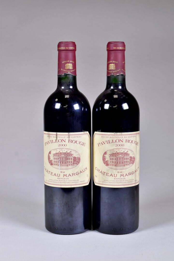 Null 2 Flaschen, Margaux, Pavillon Rouge (Zweitwein des Château Margaux), 2000. &hellip;