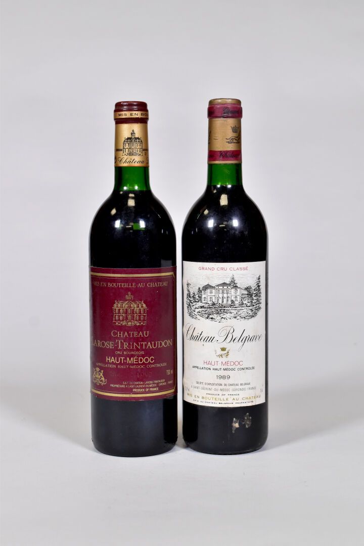 Null Set von 2 Flaschen bestehend aus : 
- 1 Flasche, Haut-Médoc, Château Belgra&hellip;