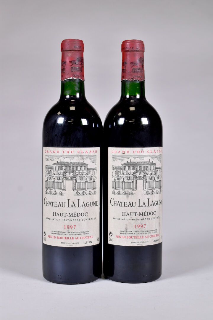 Null 2 bouteilles, Haut-Médoc, Château La Lagune, 3ème Grand Cru Classé, 1997. 2&hellip;