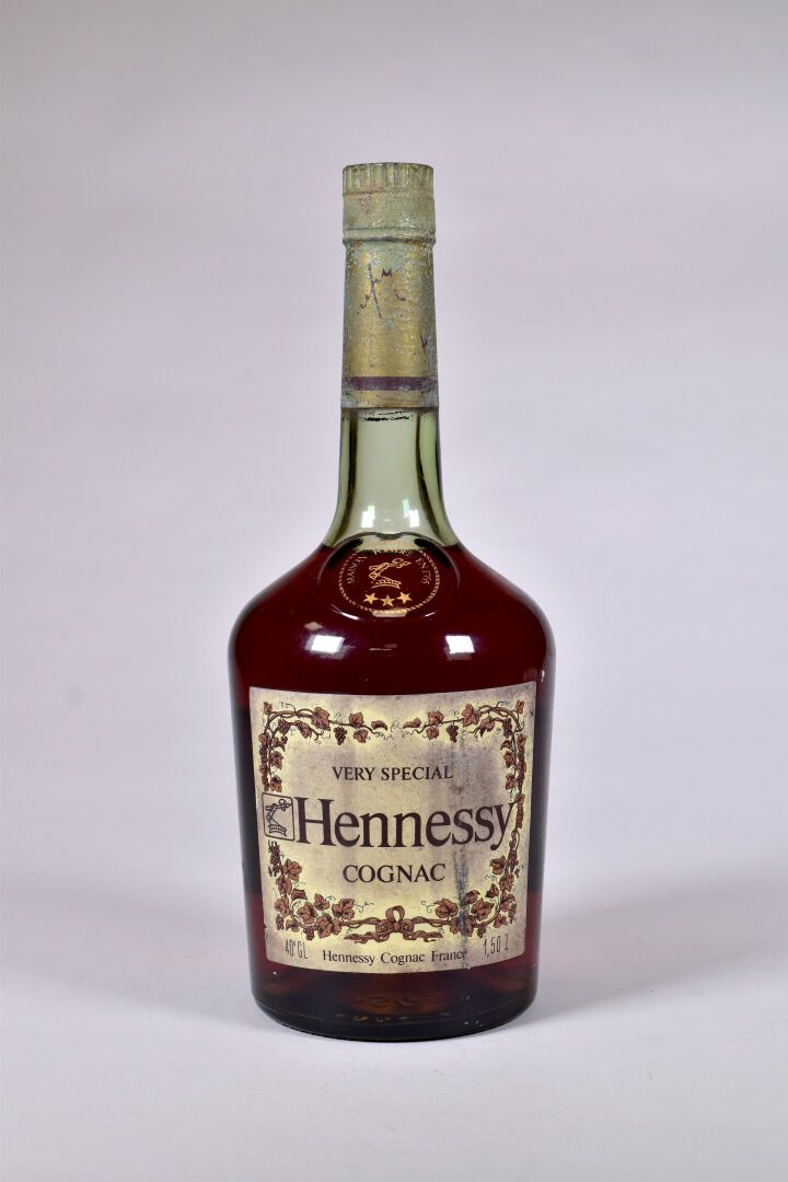 Null 1 Magnumflasche, Cognac, Hennessy, Very Special. Leicht niedriger Füllstand&hellip;