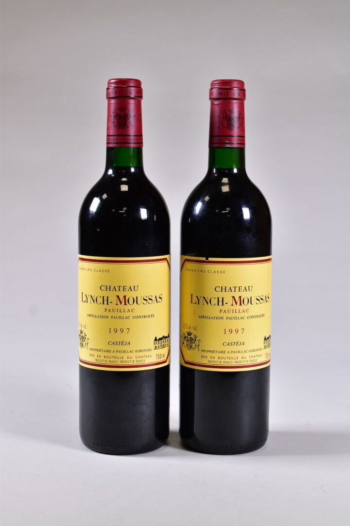Null 2 bouteilles, Pauillac, Château Lynch-Moussas, 5ème Grand Cru Classé, 1997.