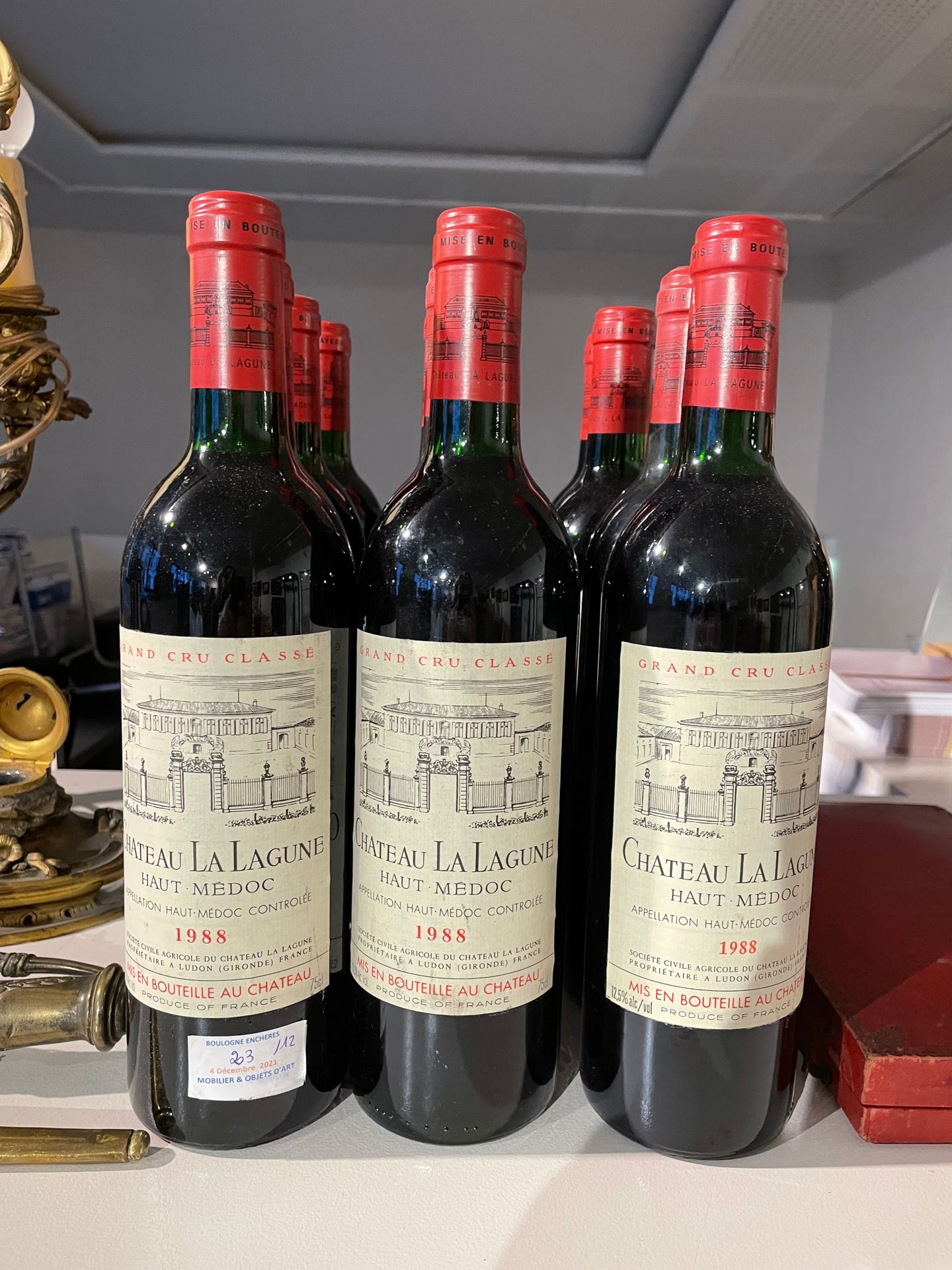 12 Bouteilles Château La Lagune, Haut Médoc GCC, 1988 12瓶La Lagune酒庄，上梅多克GCC，198&hellip;