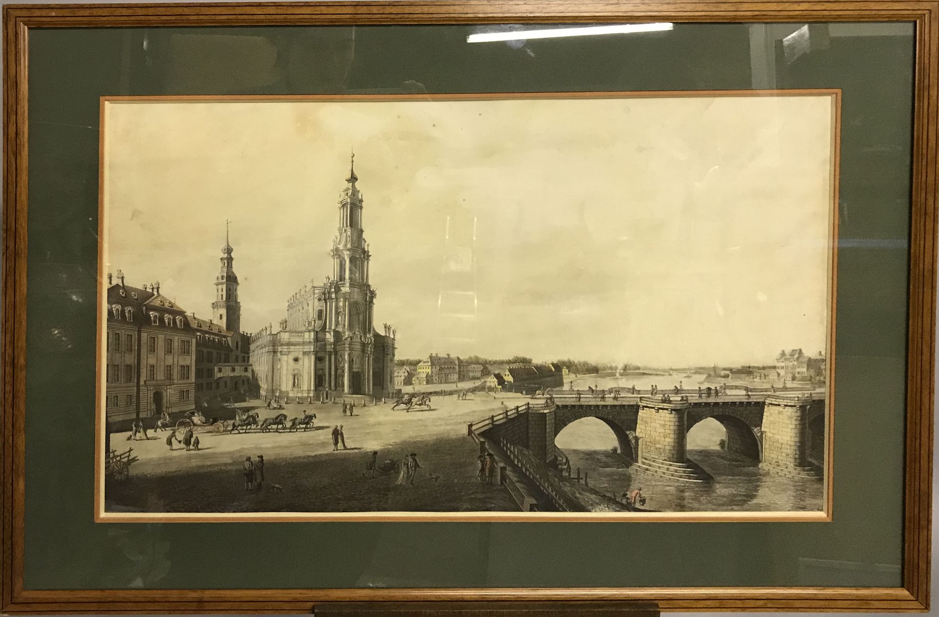 ECOLE DU XIXe siècle 19世纪的学校

城市景观

两幅纸上加高版画

37 x 62 cm (见图)

(已装裱--有皱纹和潮湿的痕迹)