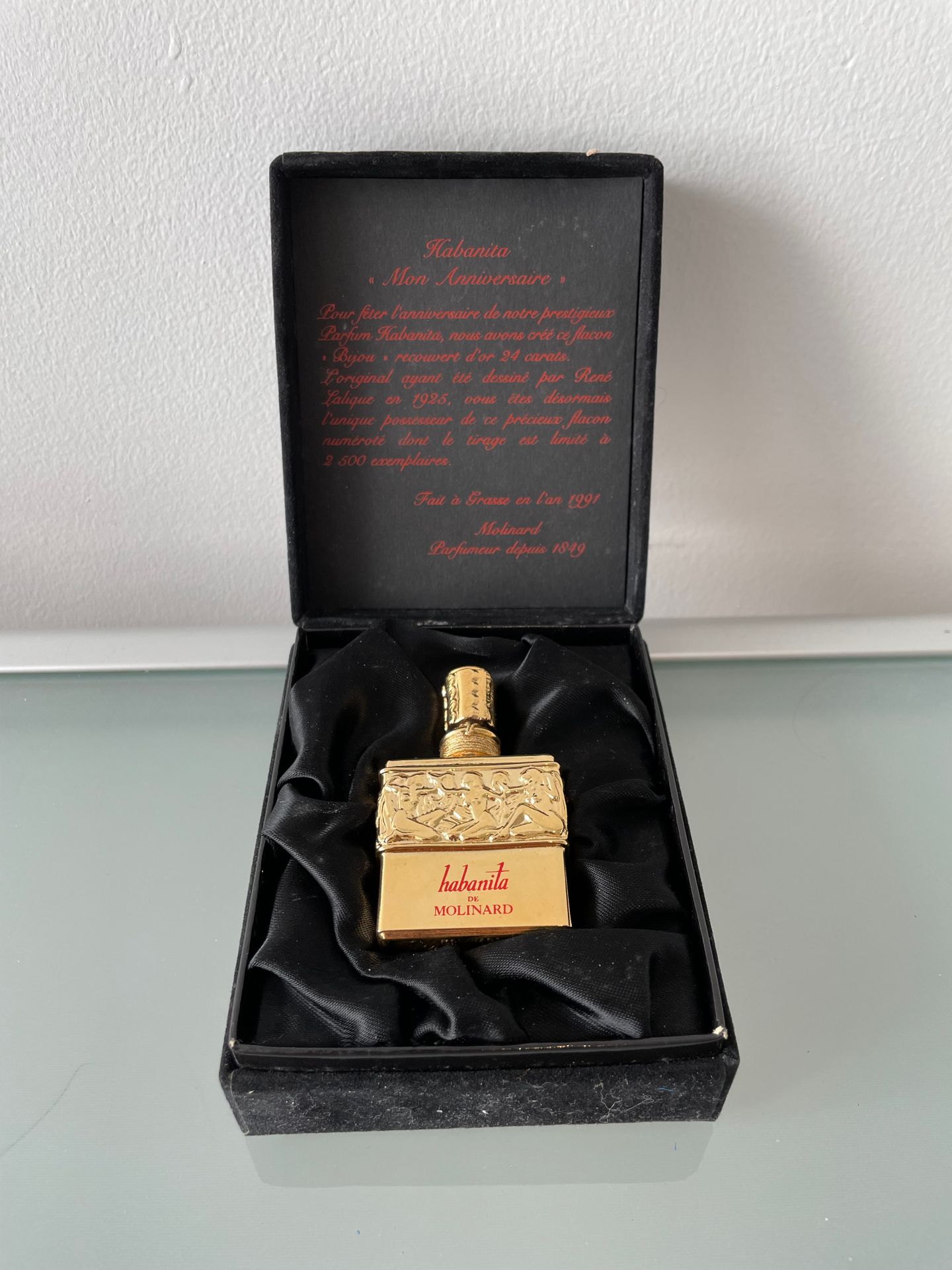 Null MOLINARD « Habanita »



Edition spéciale parfum bijou inspiré d’un dessin &hellip;