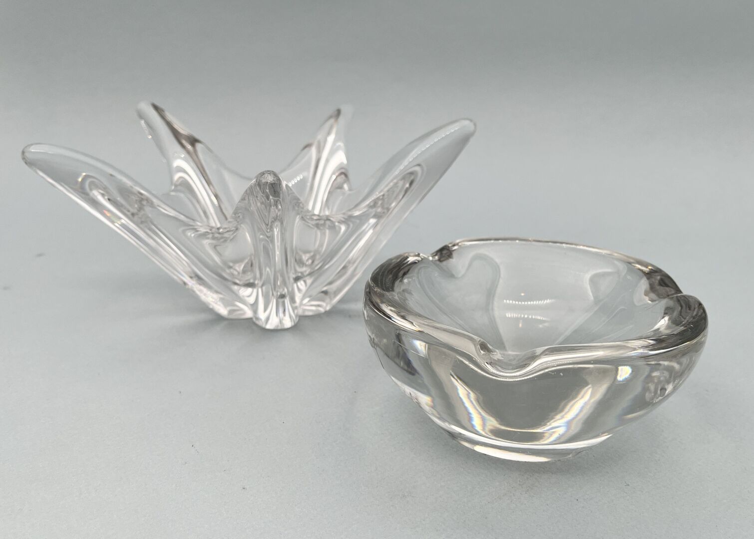 Null DAUM Nancy, France
Crystal set including a star-shaped pocket holder and an&hellip;