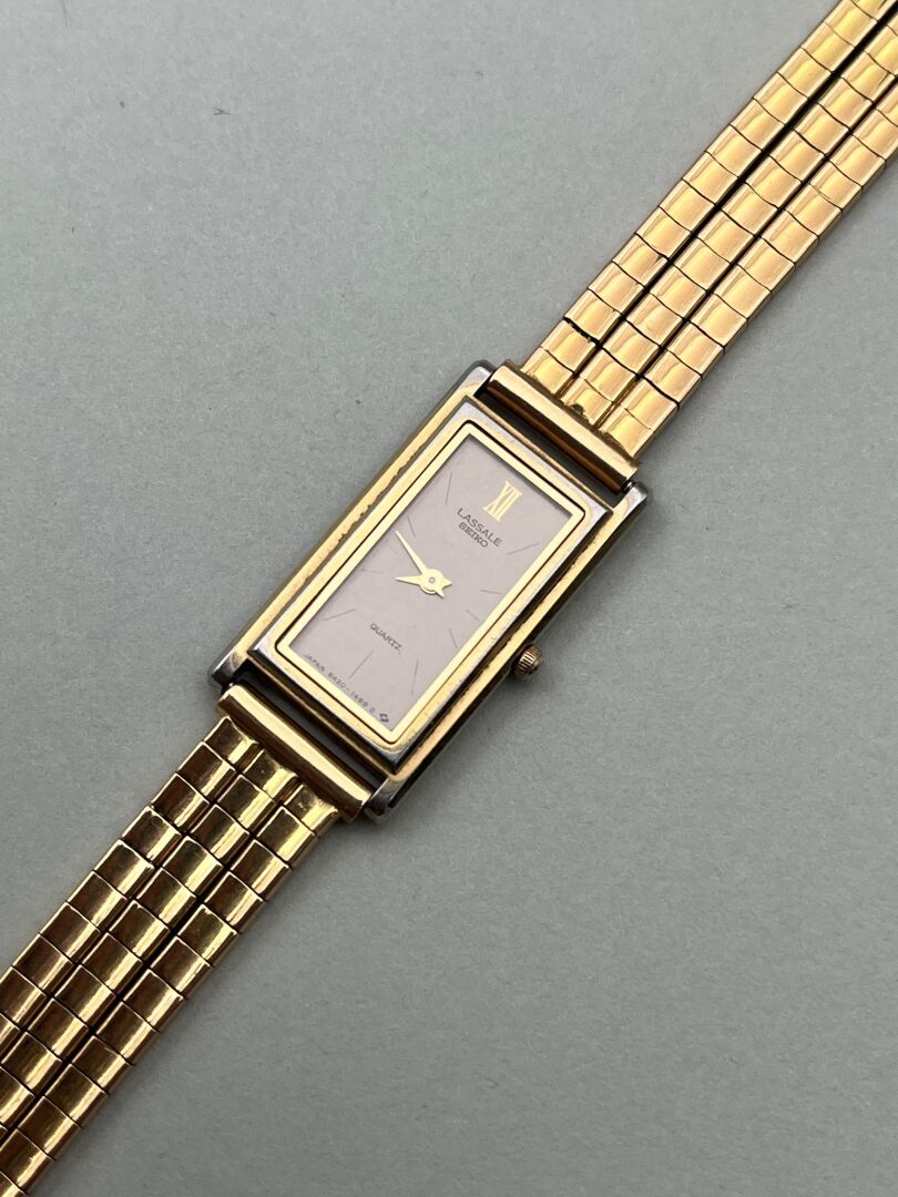 Null LASSALLE - SEIKO 
Damenuhr, Gehäuse aus vergoldetem Metall, Armband aus Gel&hellip;