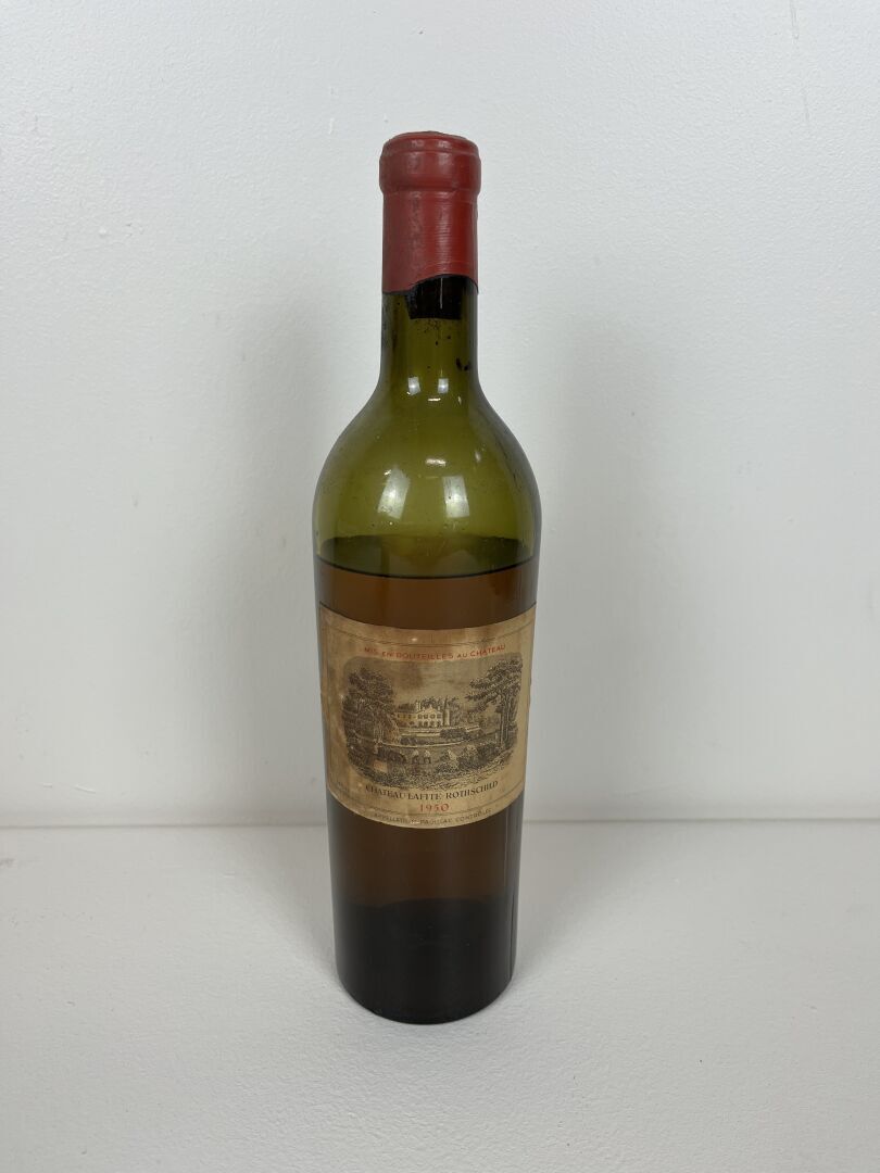 Null Une bouteille Château Lafite-Rothschild, Pauillac 1950, ES, ELA, B