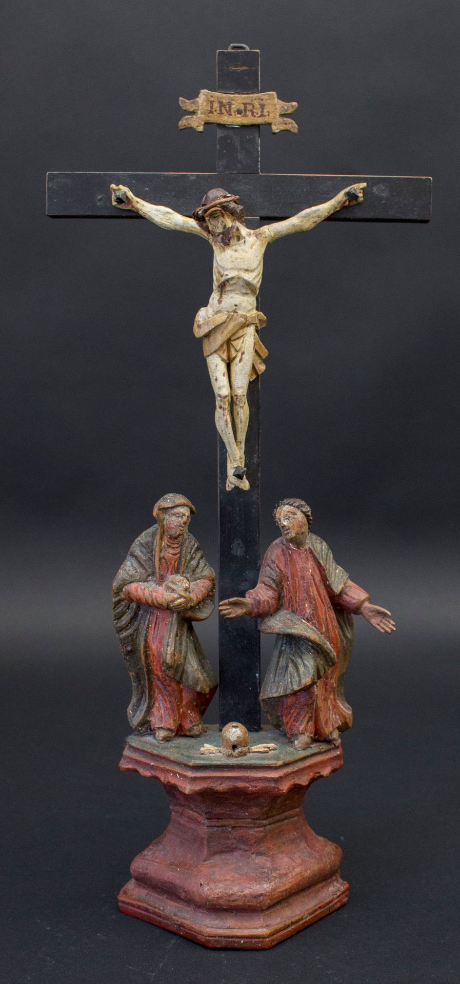 Kreuzigungsgruppe / Crucifixion group, wohl deutsch, 18./19. Jh. 材料：木头，雕刻和多色彩绘，
&hellip;