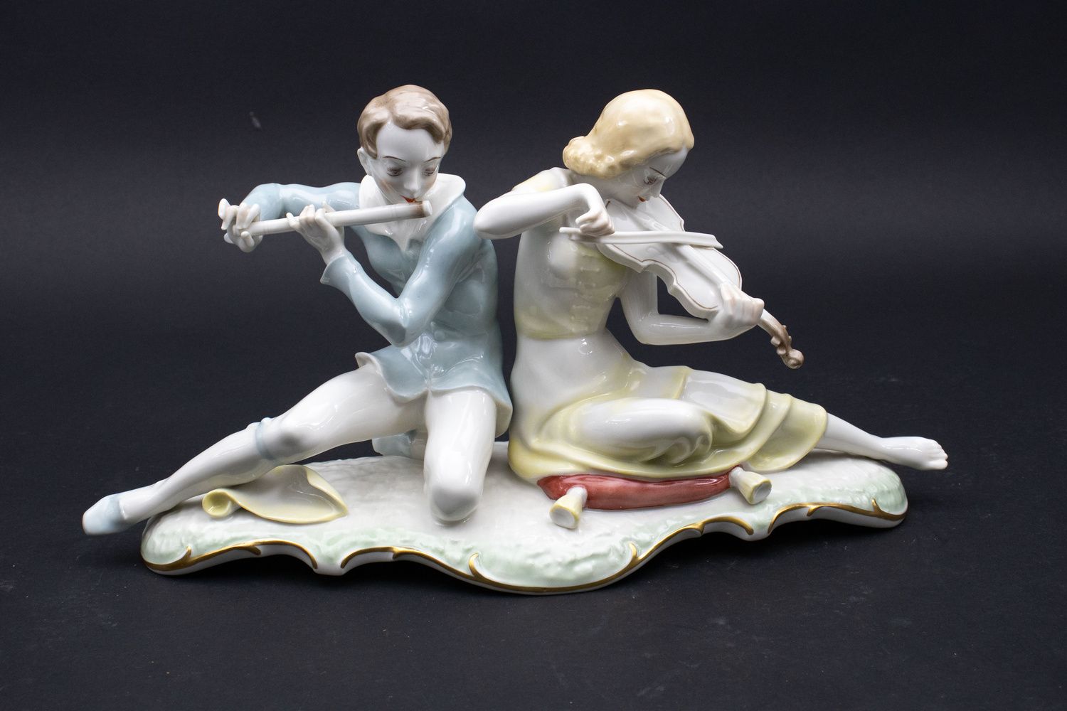 Figurenpaar 'Musikanten' / A figural pair of musicians, Carl Werner, Hutschenreu&hellip;