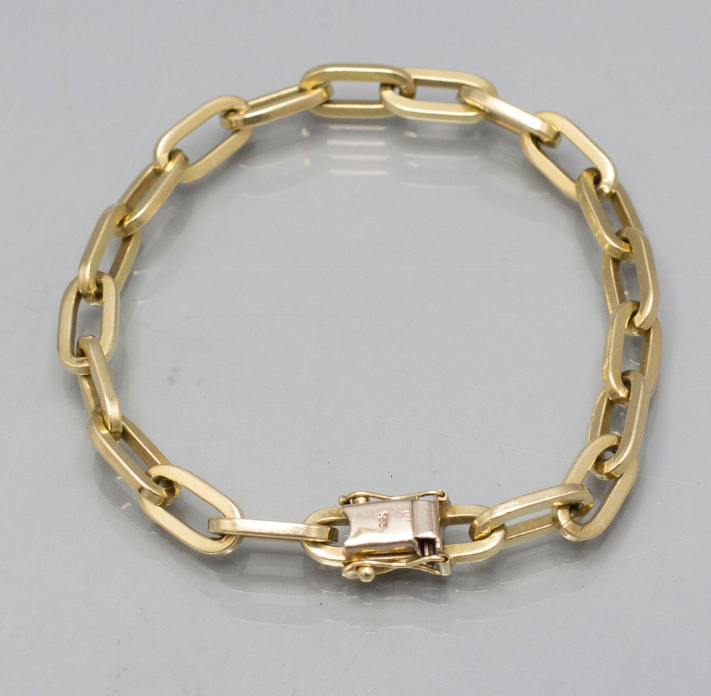 Goldarmband / A 14 ct gold bracelet Matériau : or 14 ct. 585/000,
Poinçonnage : &hellip;