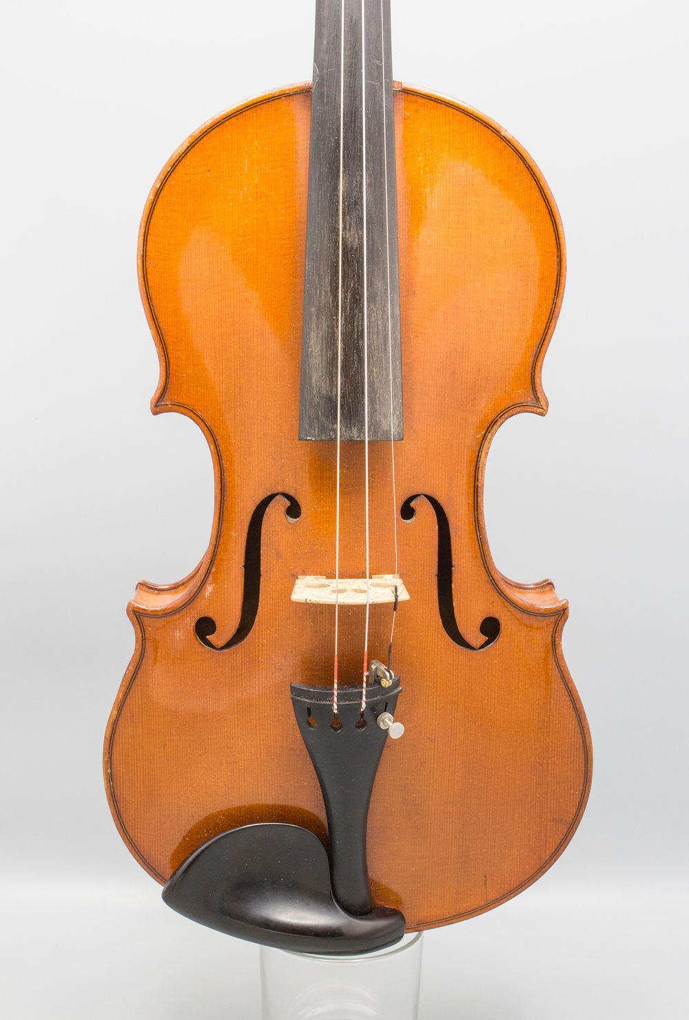 Violine / A violin, Mirecourt / Frankreich, um 1920 Violino: misura 4/4, vernice&hellip;