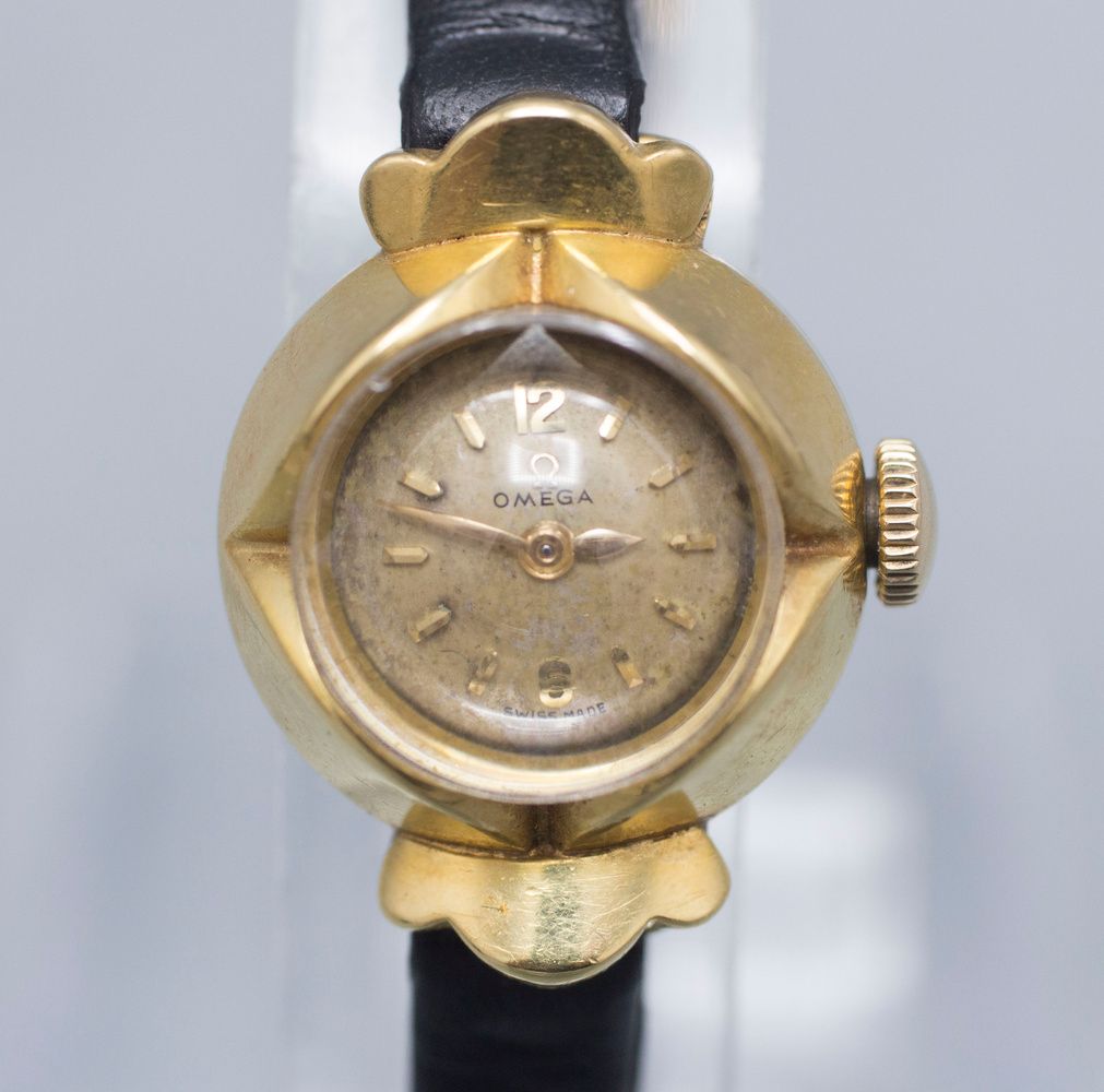 Damenarmbanduhr / An 18 ct gold ladies wristwatch, Omega, Swiss/Schweiz, um 1960&hellip;