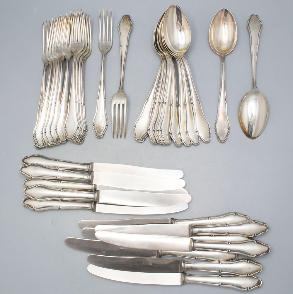 Silberbesteck für 12 Personen / 36 pieces of silver cutlery, Lutz & Weiss, Pforz&hellip;