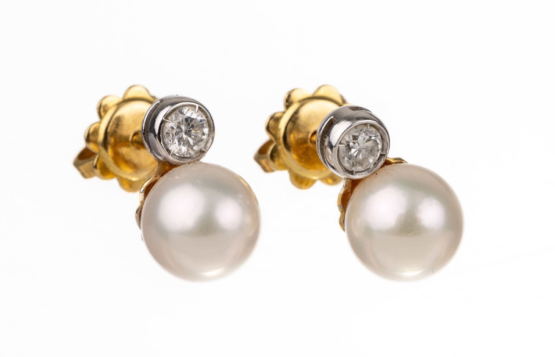 Null Paire de clous d'oreilles en or 14 cts, perles et brillants, GG/WG 585/000,&hellip;