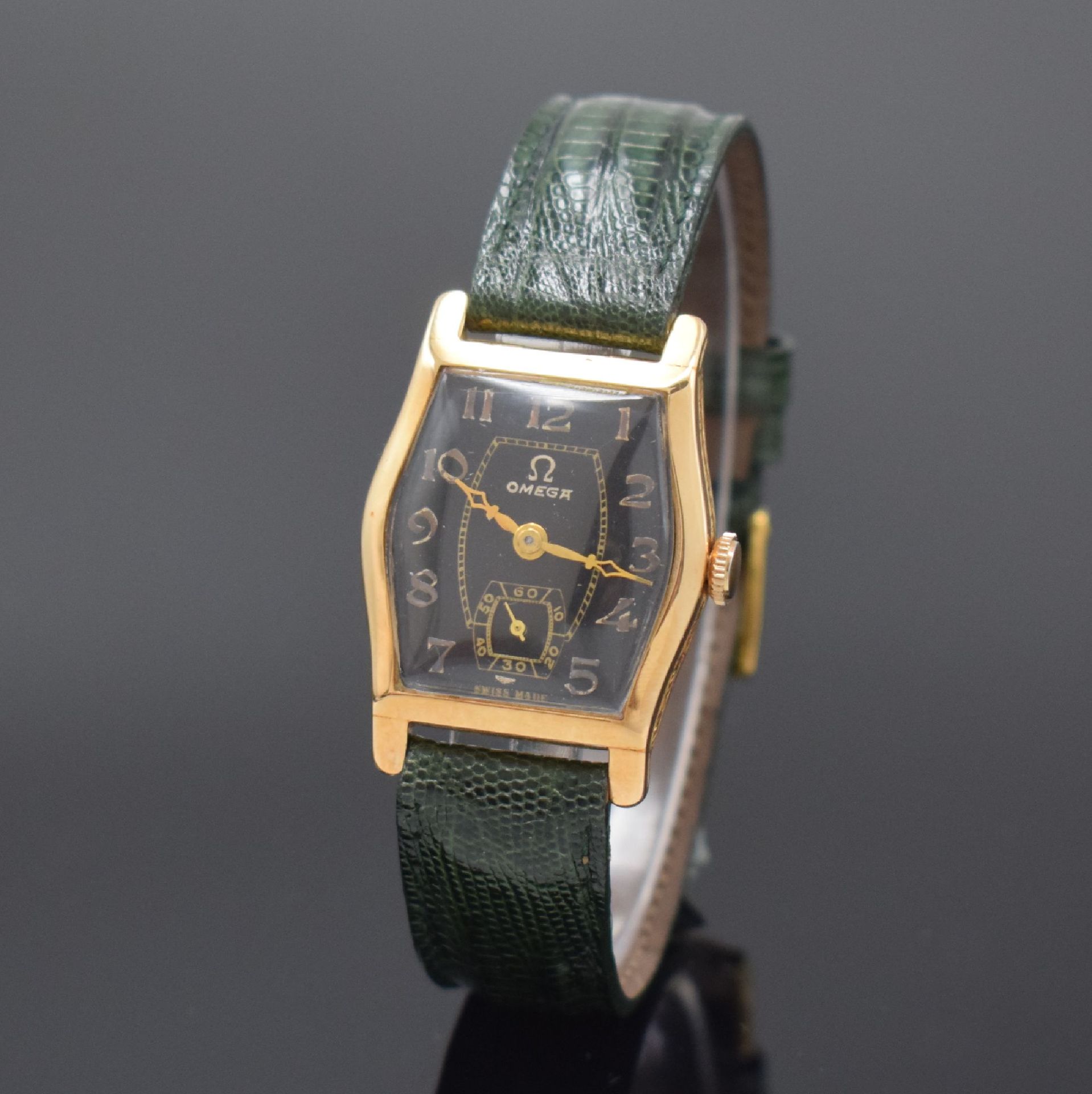 Null OMEGA primo orologio da polso in GG 585/000, Svizzera circa 1925, carica ma&hellip;