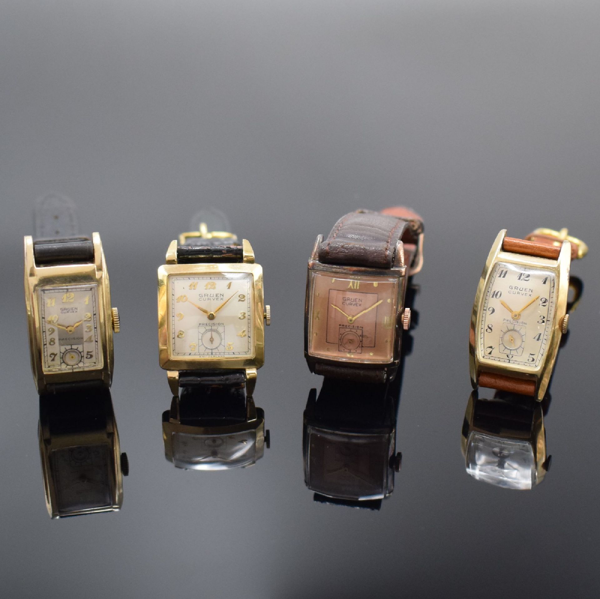 Null GRUEN Curvex Precision 4 montres-bracelets rectangulaires en plaqué or, Sui&hellip;