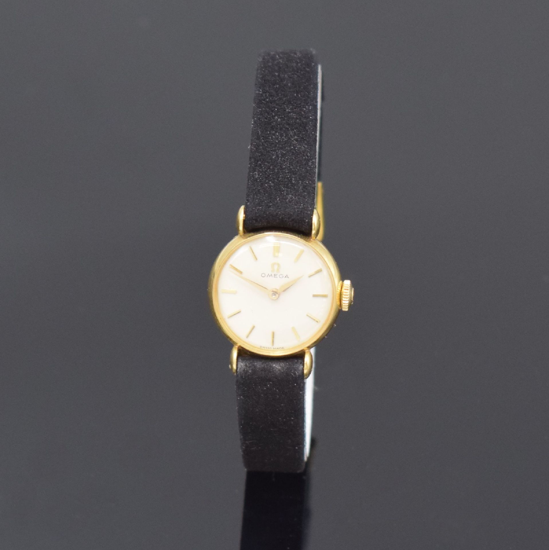 Null Montre-bracelet OMEGA pour dames en GG 750/000, remontage manuel, Suisse ve&hellip;
