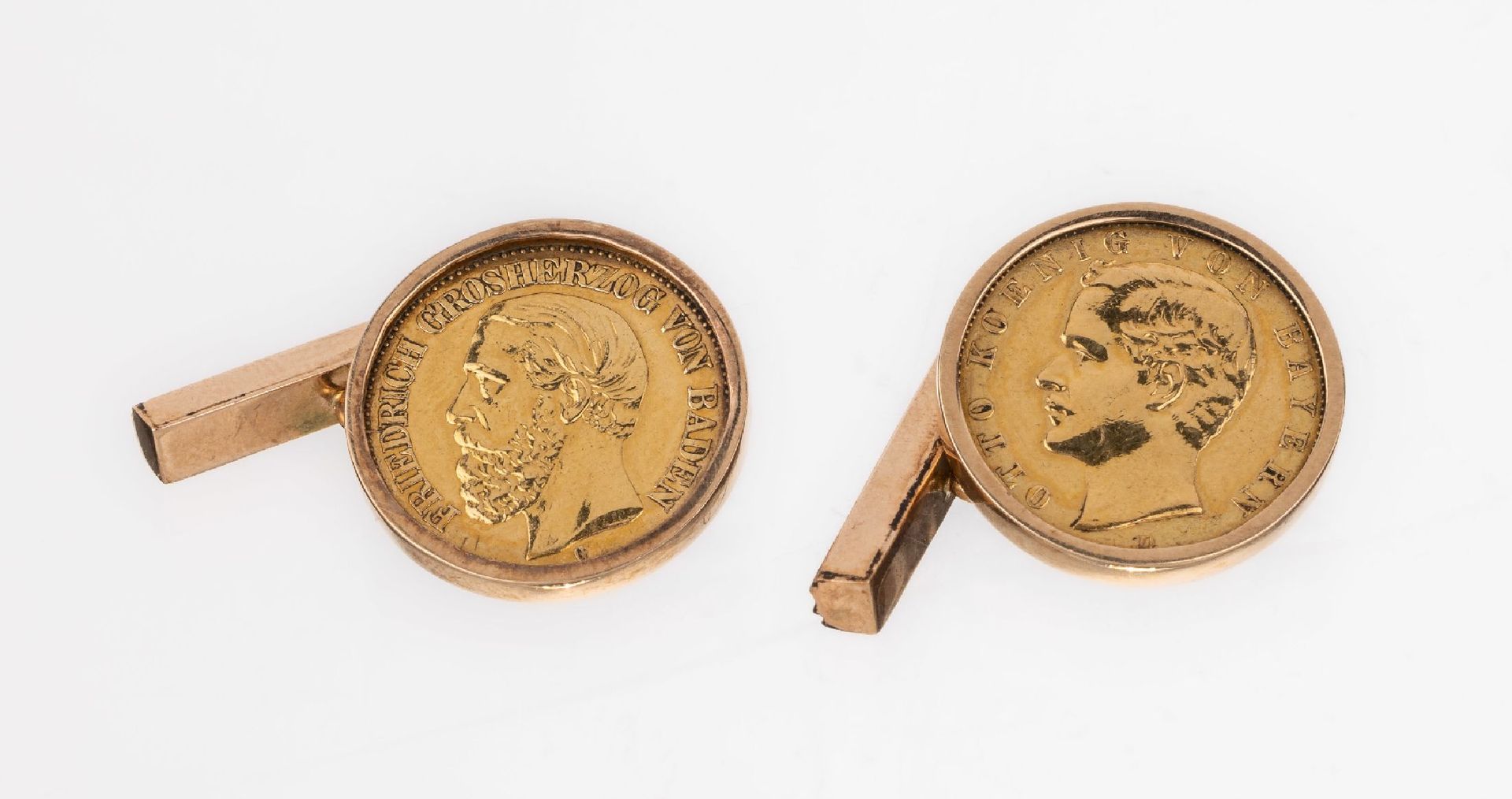 Null Paire de boutons de manchette en or 14 carats pour pièces de monnaie, vers &hellip;