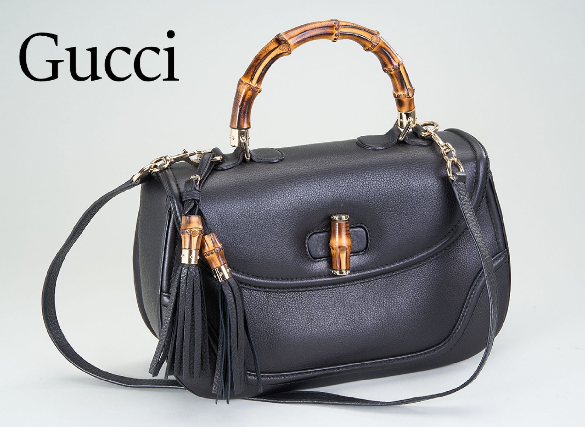 Null GUCCI BAMBOO 1947 handbag, black grained leather, with circumferential deco&hellip;