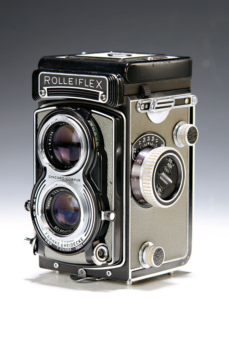 Null Rolleiflex T1 en gris, année 1958-61, numéro de série 2141059, entoilage vu&hellip;