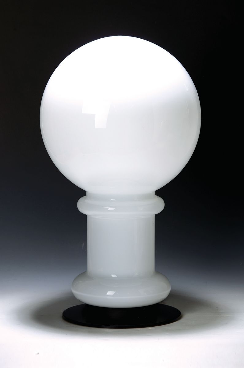 Null Grande lampe en verre opalin, verrerie, Limbourg, un foyer, intact, h. Env.&hellip;