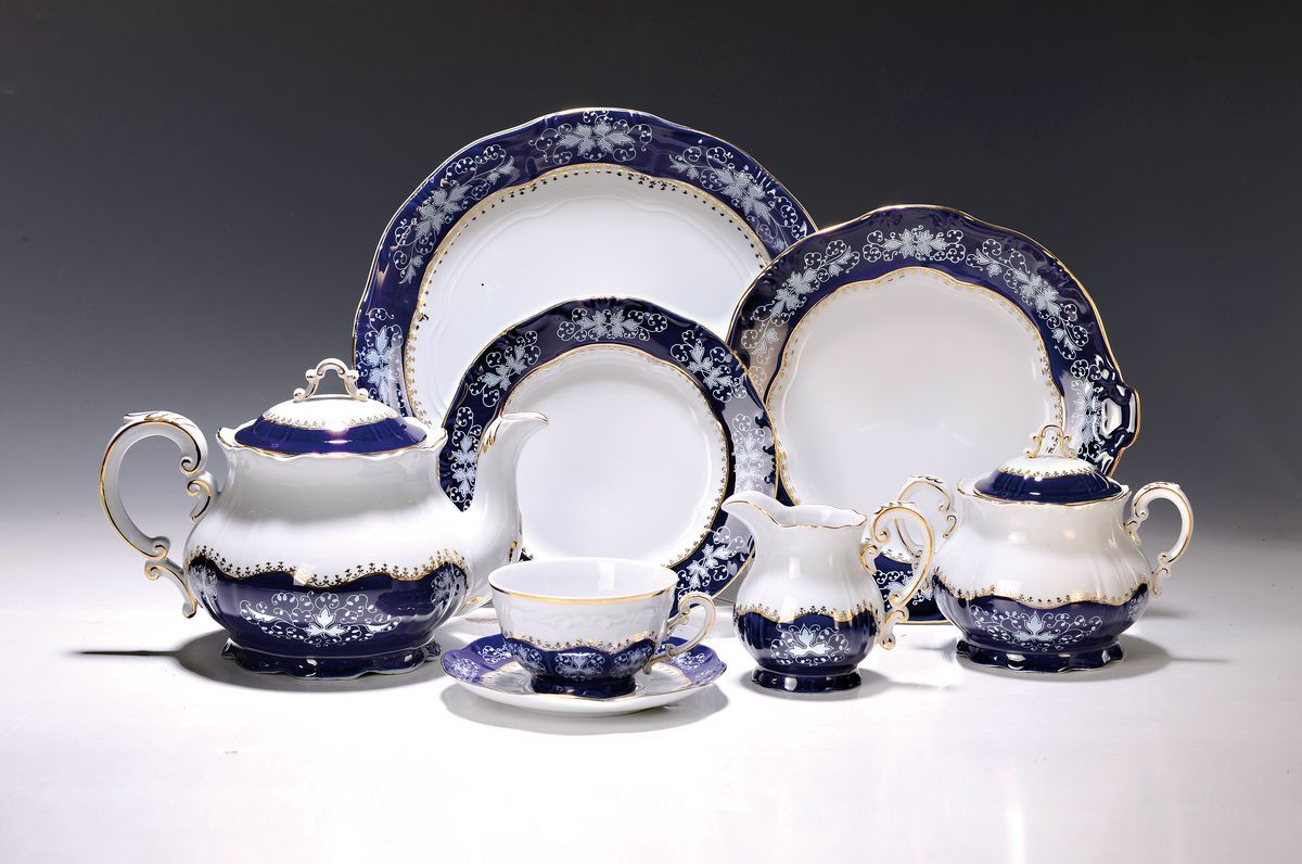 Null Service à thé, Zsolnay Pecs, Hongrie, Pompadour, porcelaine, bordure bleu c&hellip;