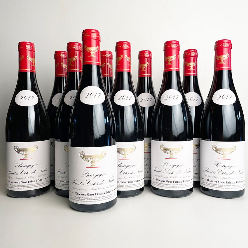 Null 10瓶2017 Hautes-Côtes de Nuits, Domaine Gros Frère & Soeur - 8x轻微污渍标签，2x污渍标签&hellip;