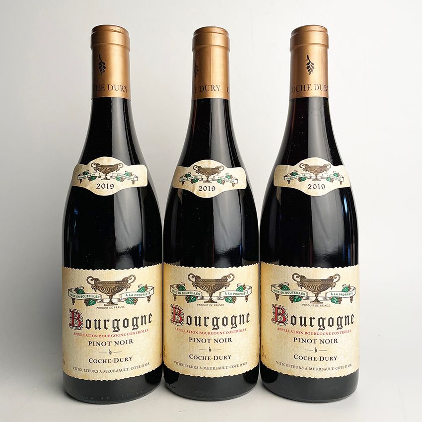 Null 3 bouteilles Bourgogne Rouge 2019, Coche-Dury - 3x étiquette légèrement tac&hellip;